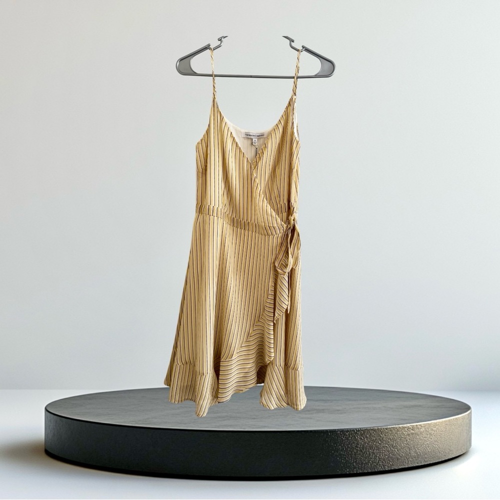 Cupcakes & Cashmere Beige Asymmetrical Dress